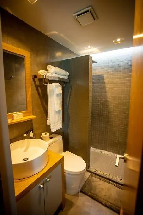 בית נופש Enchanted 8 Jewel Luquillo Beachfront - Pool