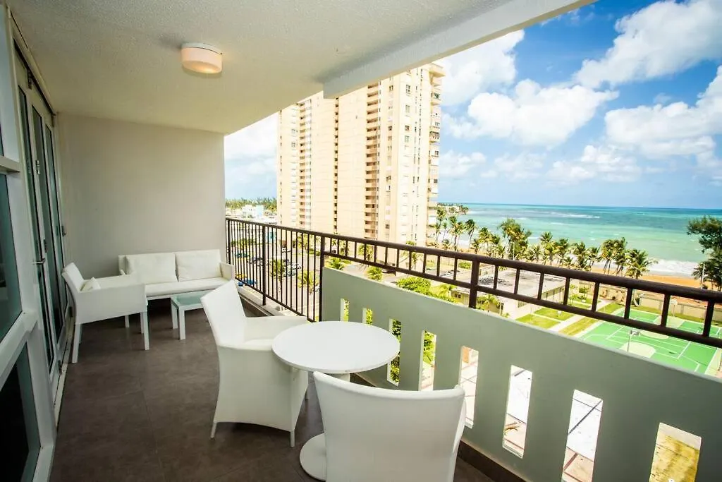 Enchanted 8 Jewel Luquillo Beachfront - Pool 0*,  פוארטו ריקו